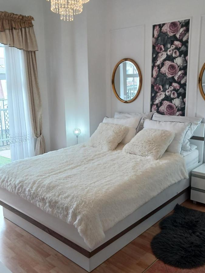 Ferienwohnung Uzdrowiskowa "Trzy Korony" Swinemünde Exterior foto
